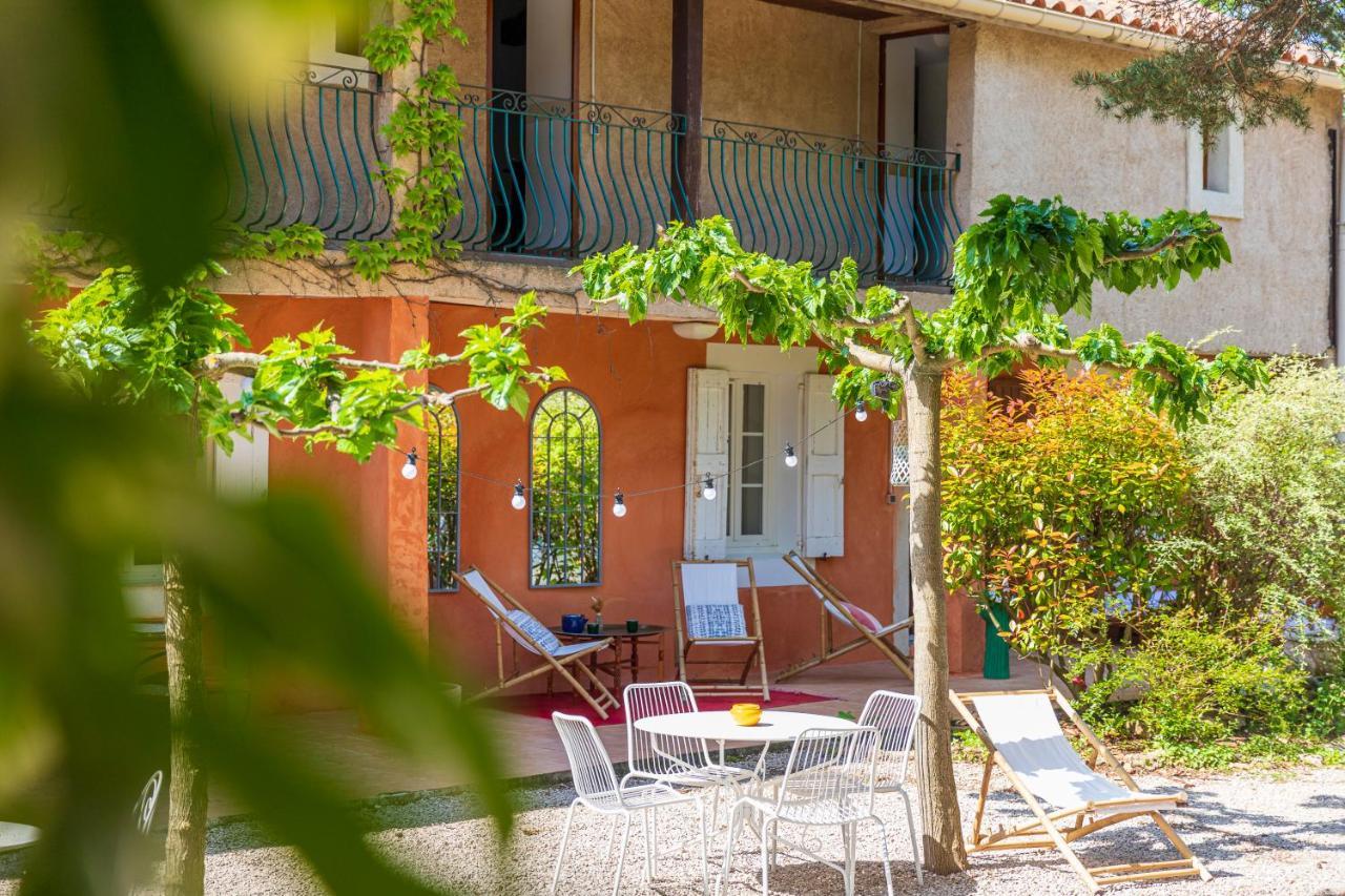 La Pampa En Provence - Les Suites Privatives Pontevès Exterior foto